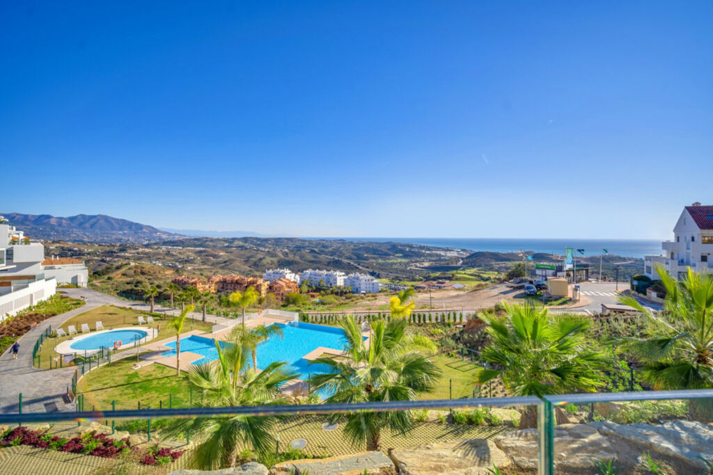 Middle Floor Apartment Calanova Golf Málaga - image 26