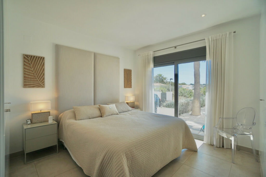 Detached Villa Moraira Alicante - image 27