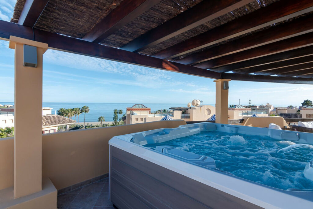 Penthouse Costalita Málaga - image 26
