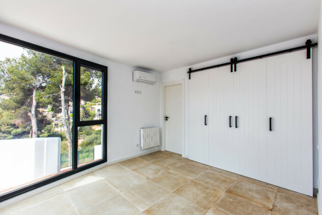 Detached Villa Benissa Alicante - image 31