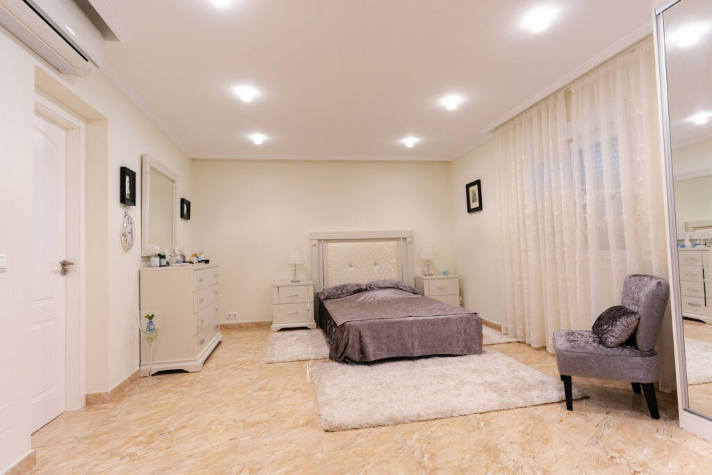 Detached Villa Los Balcones Alicante - image 27