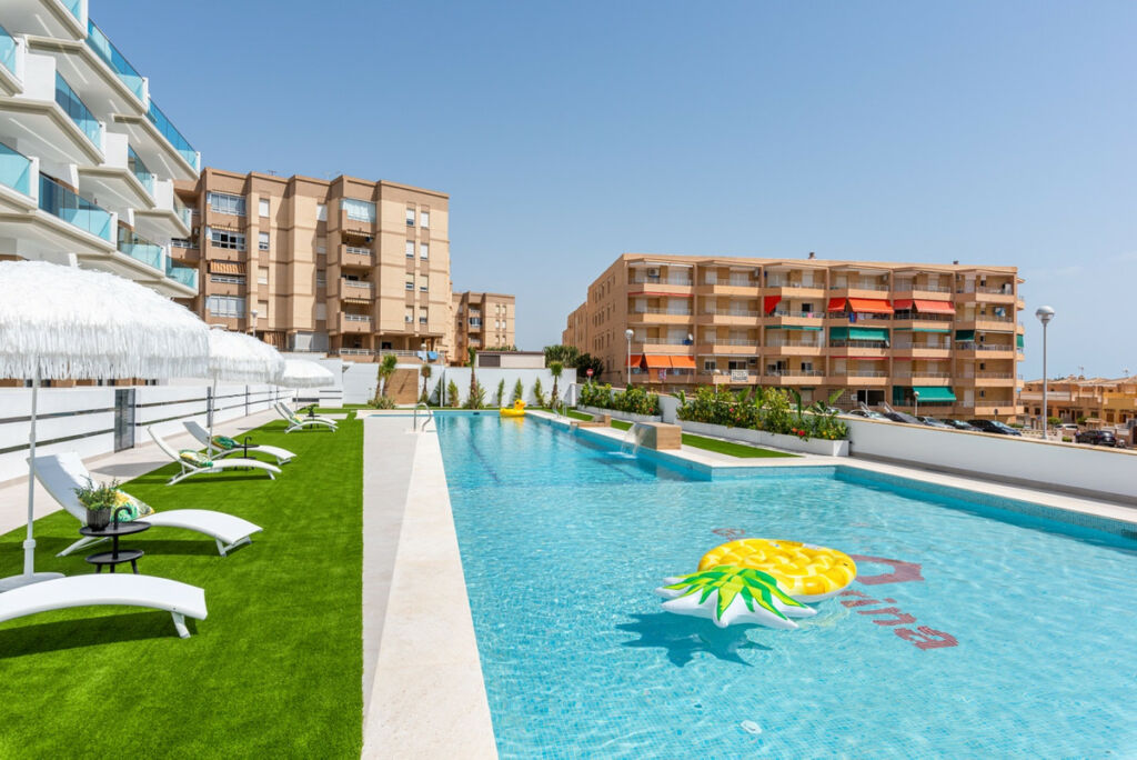 Middle Floor Apartment Guardamar del Segura Alicante - image 27