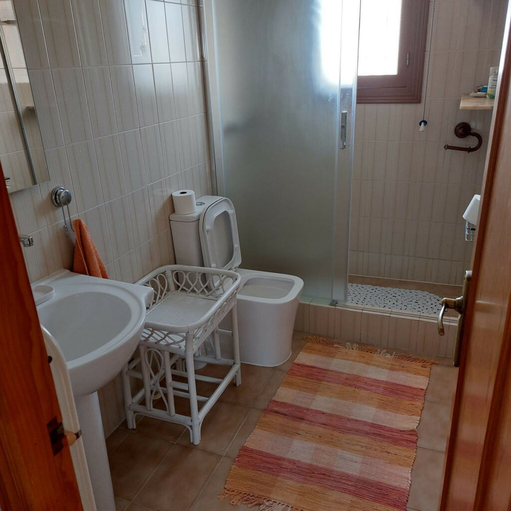 Middle Floor Apartment Punta Prima Alicante - image 27