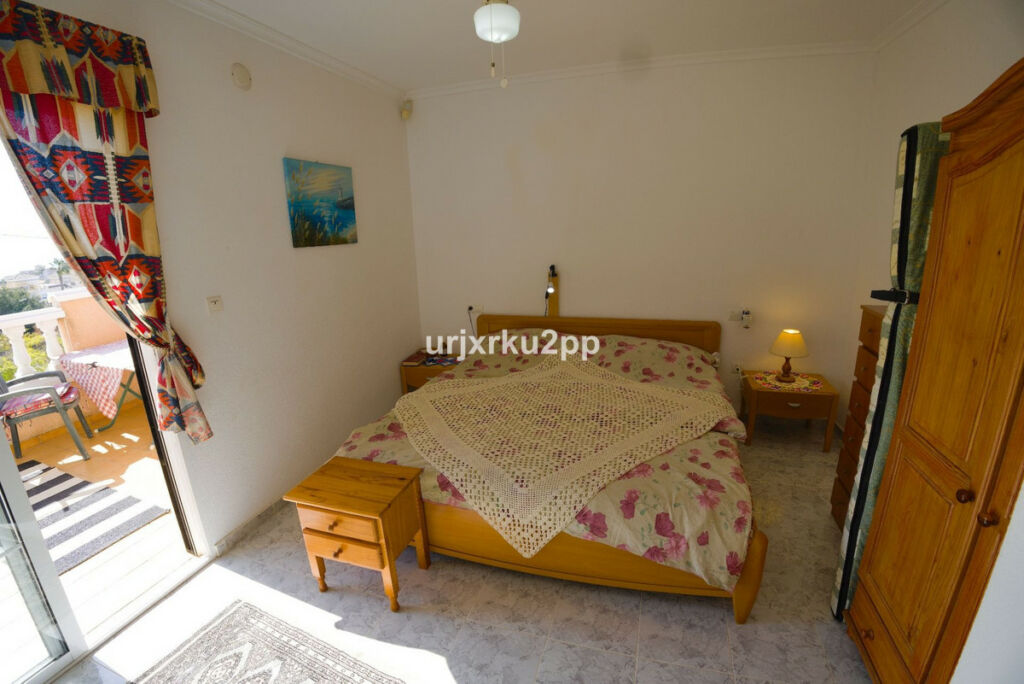 Townhouse Torrevieja Alicante - image 27