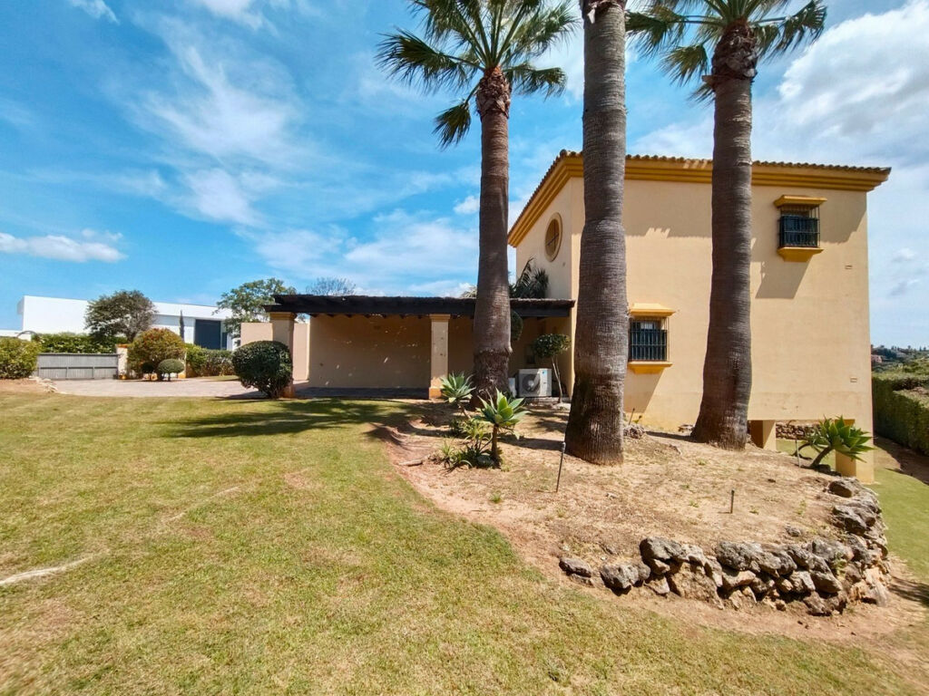 Detached Villa Sotogrande Alto Cádiz - image 27