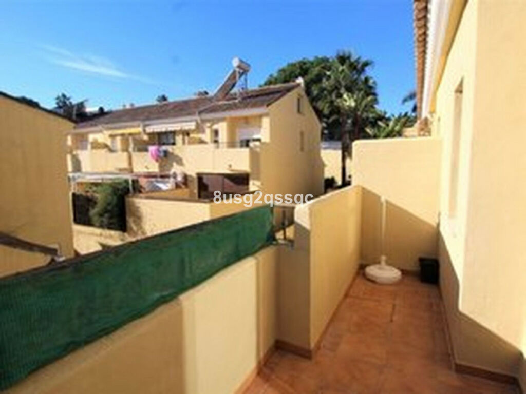 Semi-Detached House Estepona Málaga - image 30