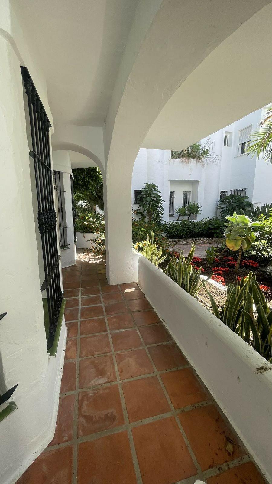 Ground Floor Apartment Nueva Andalucía Málaga - image 27