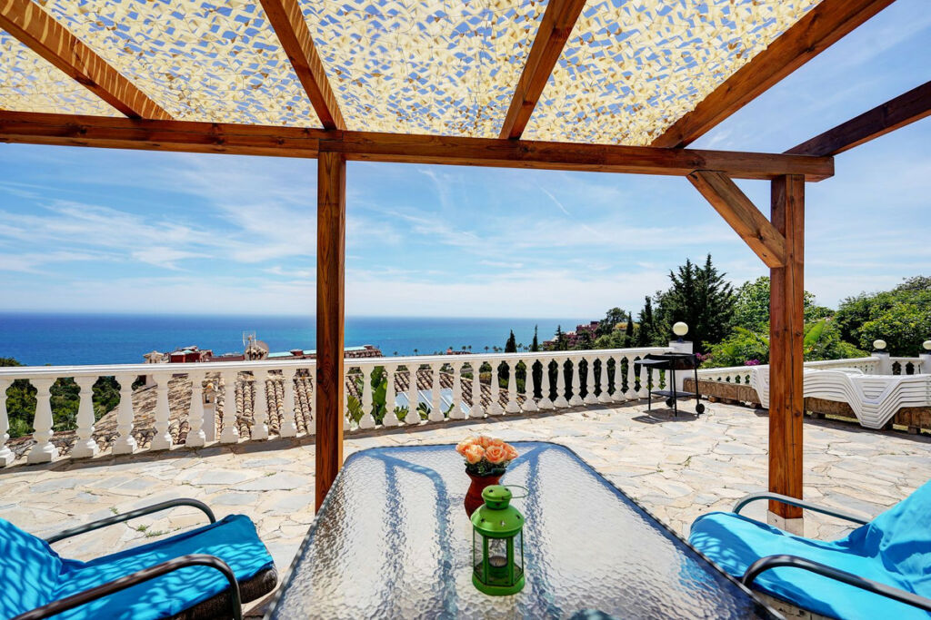 Detached Villa La Capellania Málaga - image 27