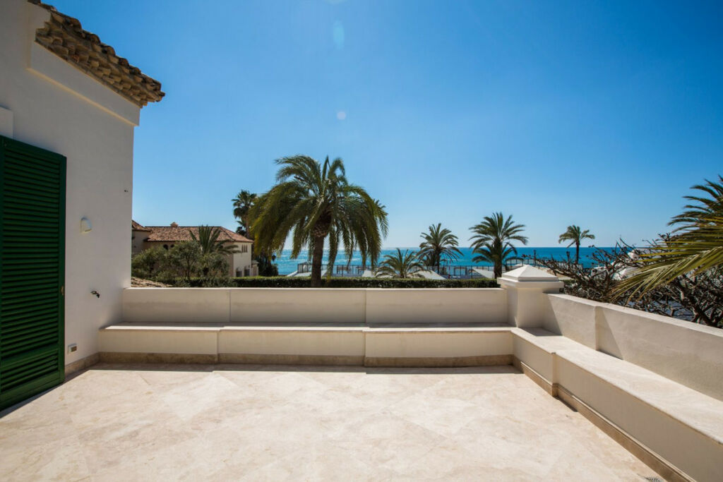 Detached Villa Los Monteros Málaga - image 27