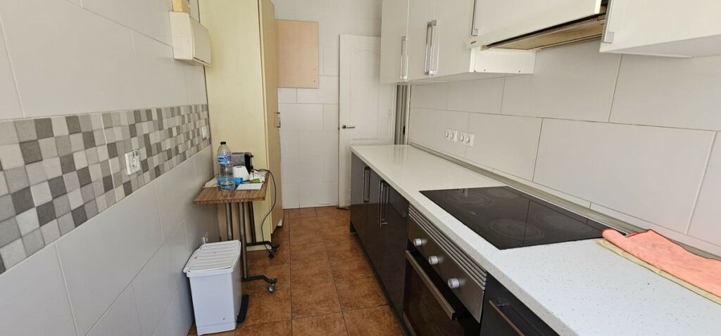 Middle Floor Apartment Benalmadena Málaga - image 24
