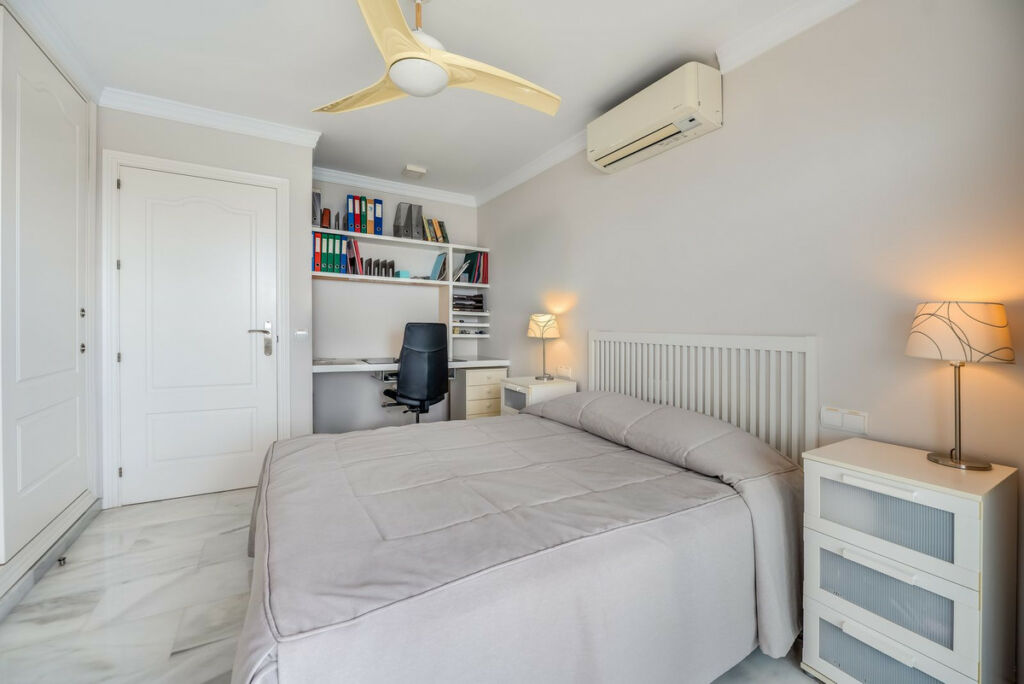 Middle Floor Apartment Marbella Málaga - image 27