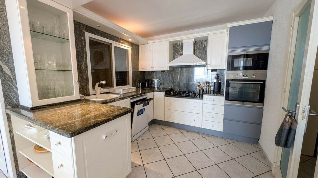 Detached Villa Calpe Alicante - image 27