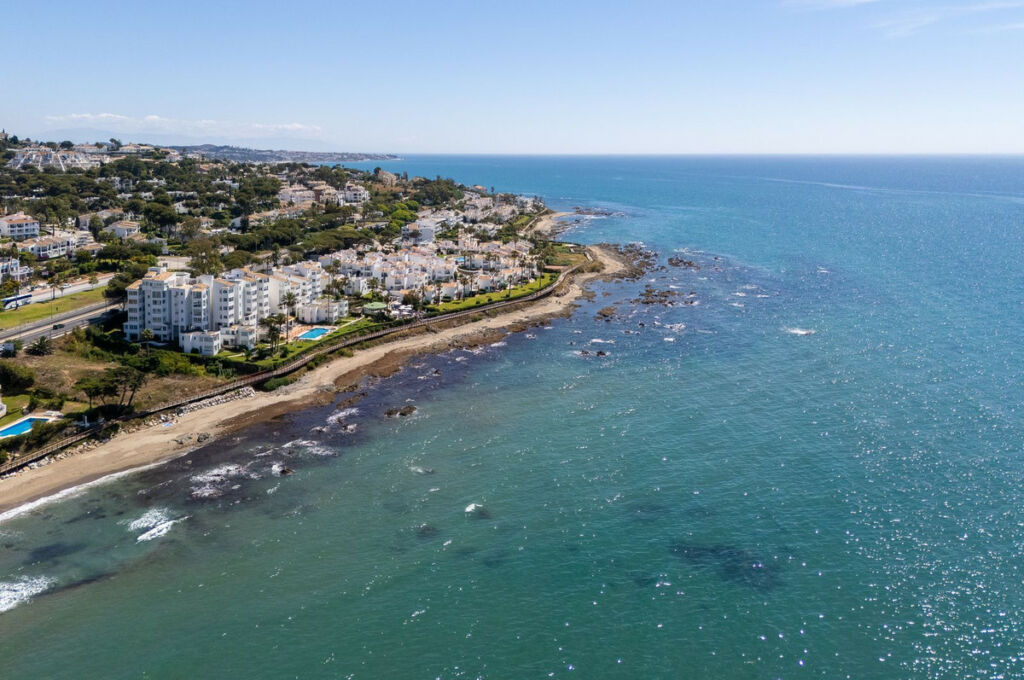 Ground Floor Apartment Riviera del Sol Málaga - image 27