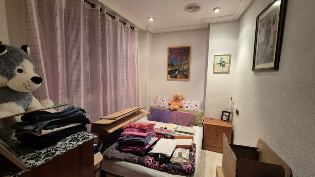 Middle Floor Apartment Torrevieja Alicante - image 27