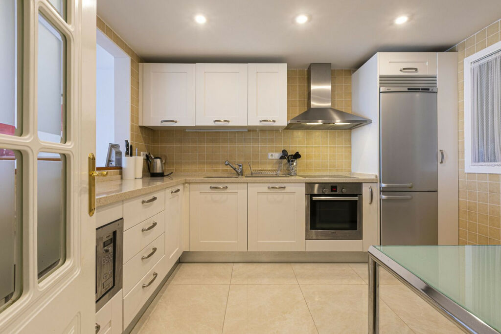 Townhouse Los Arqueros Málaga - image 27