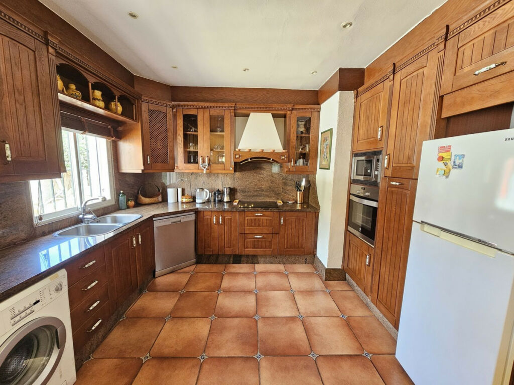 Detached Villa Alhaurín de la Torre Málaga - image 7