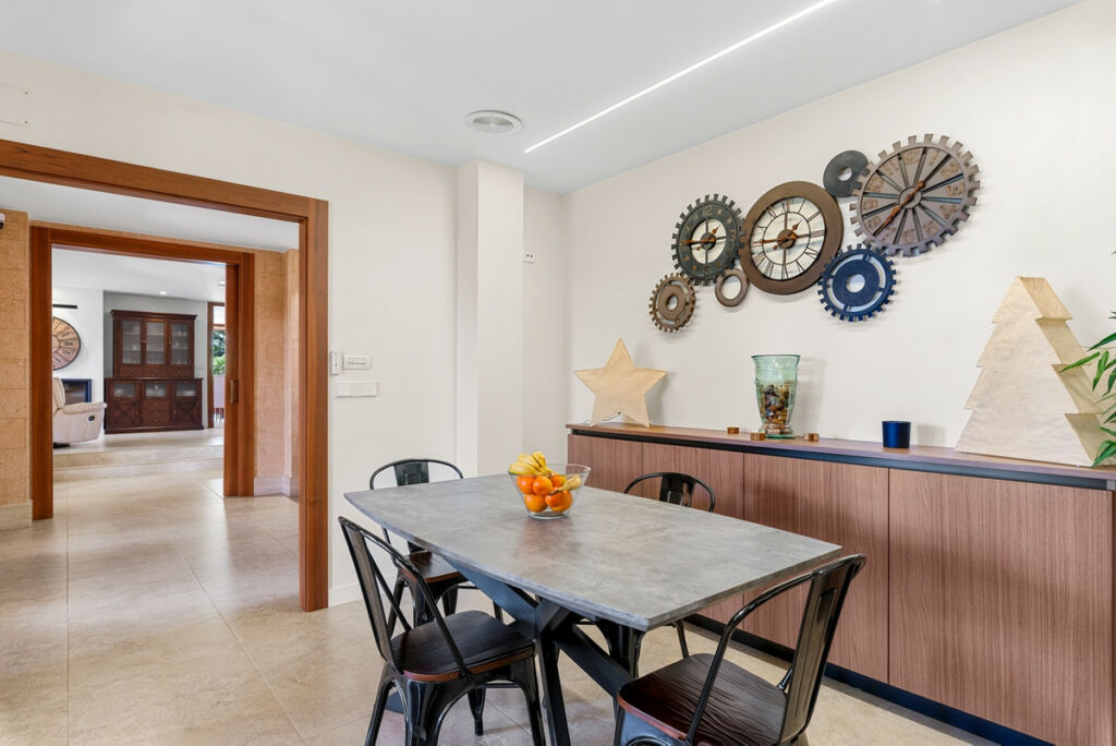Detached Villa Elche Alicante - image 28