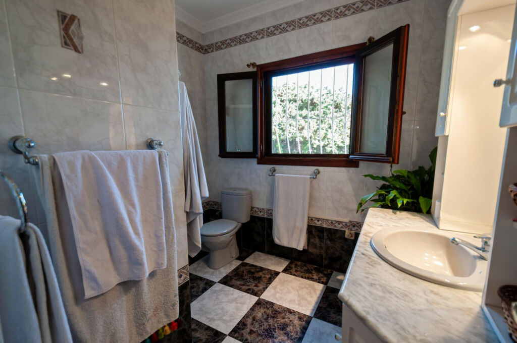 Detached Villa Calpe Alicante - image 28