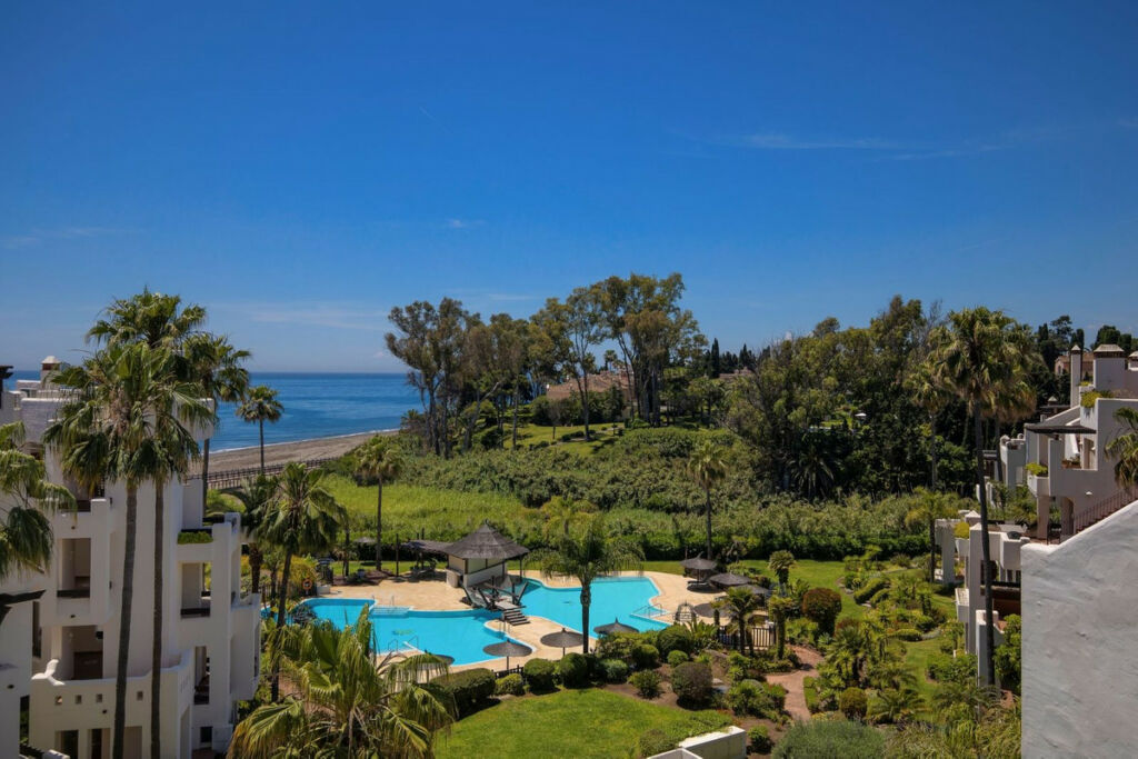 Penthouse Duplex Estepona Málaga - image 29