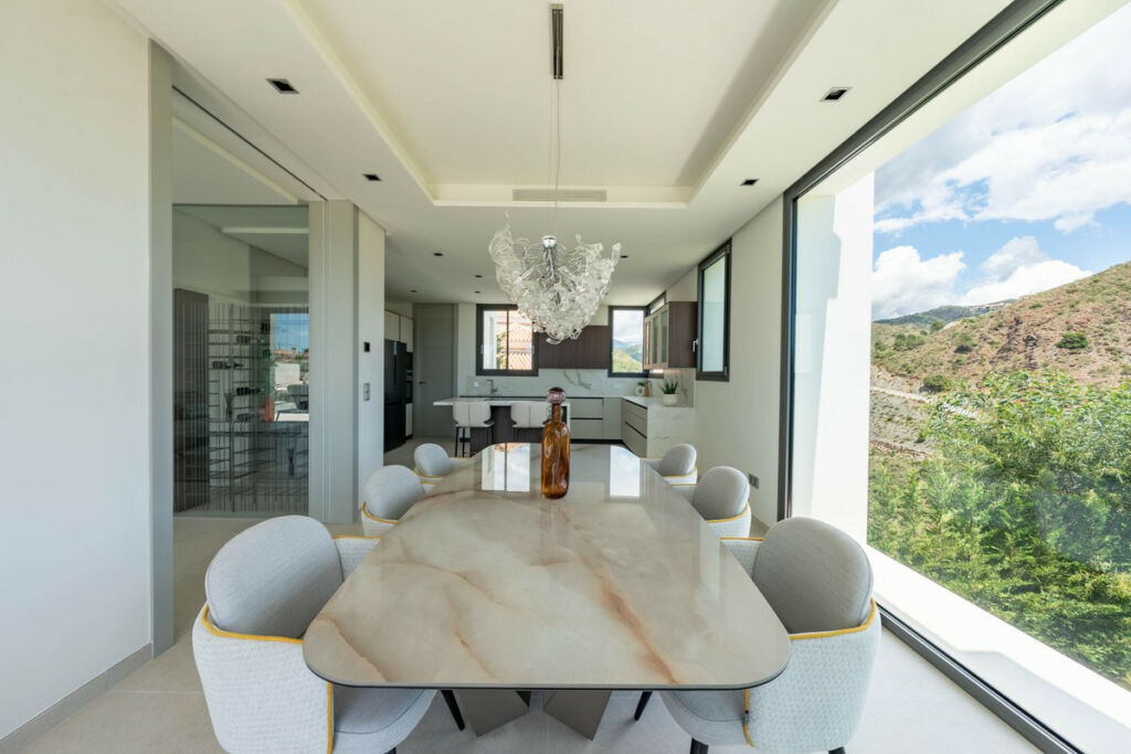Detached Villa La Quinta Málaga - image 27