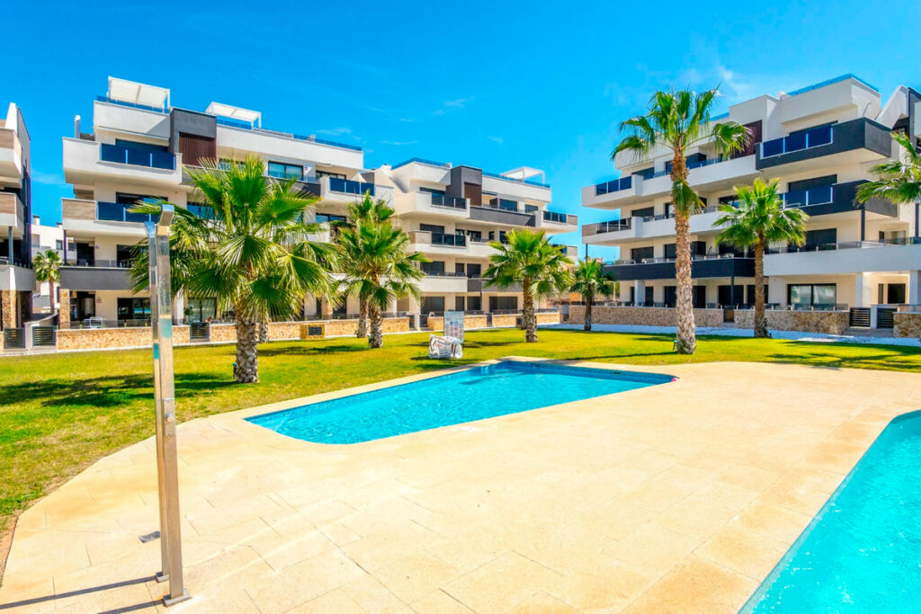 Middle Floor Apartment Los Altos Alicante - image 28