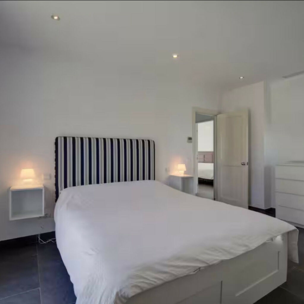 Detached Villa Manilva Málaga - image 28