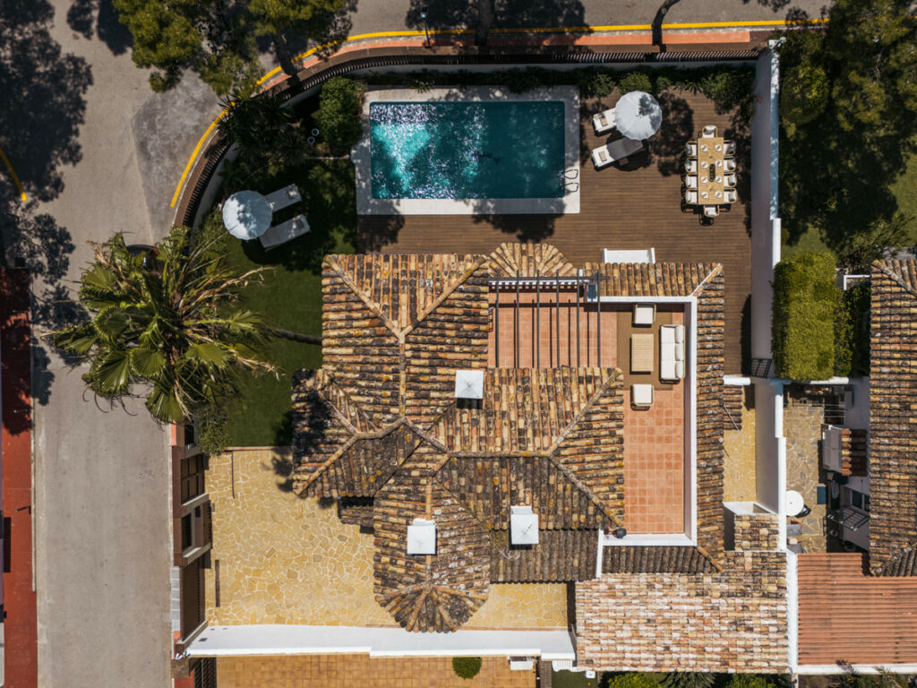 Detached Villa Nueva Andalucía Málaga - image 28