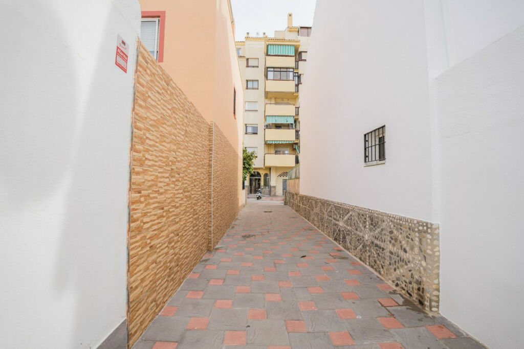 Townhouse Fuengirola Málaga - image 28
