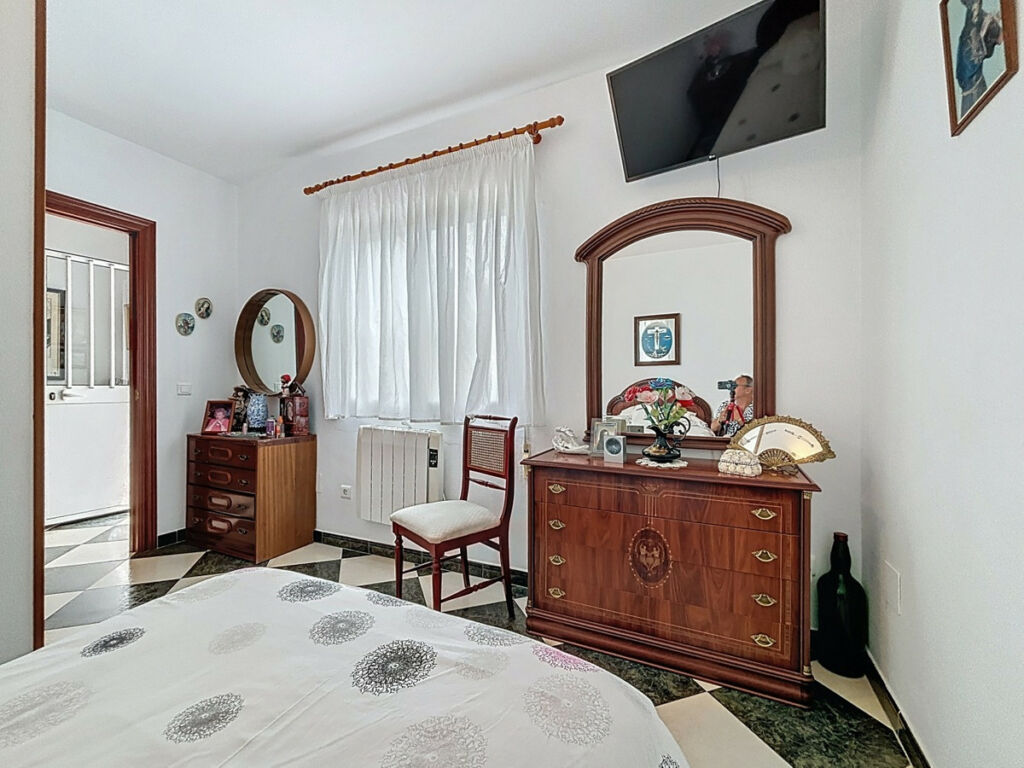 Detached Villa La Viñuela Málaga - image 28