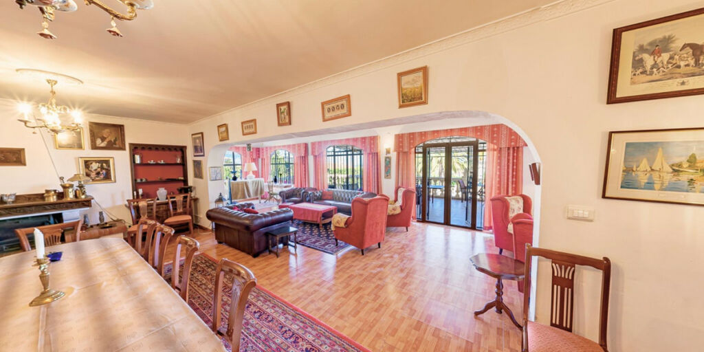 Detached Villa La Nucia Alicante - image 24