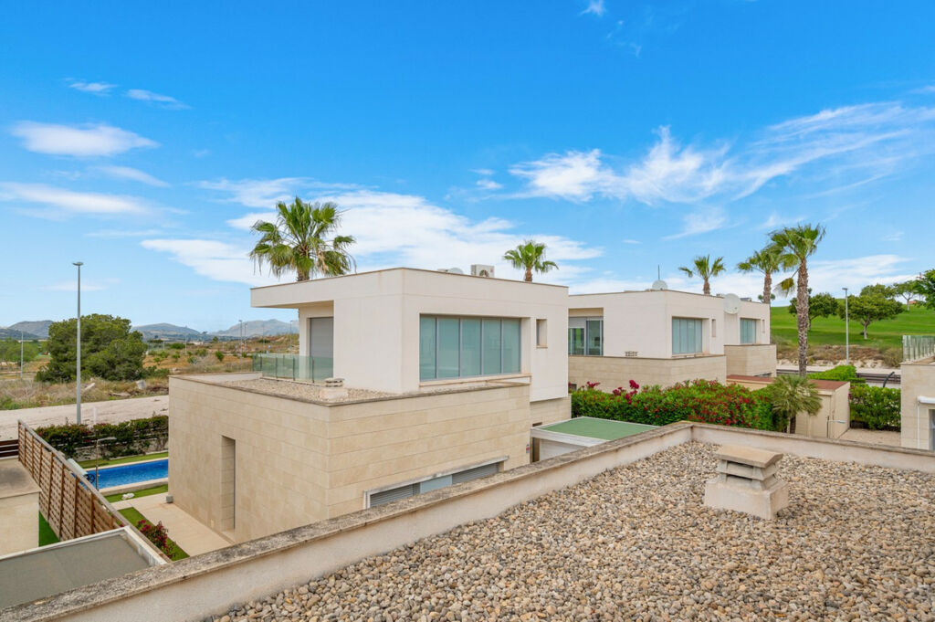 Detached Villa Vista Bella Golf Alicante - image 28