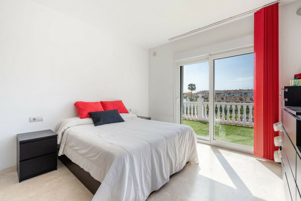 Detached Villa San Pedro de Alcántara Málaga - image 28