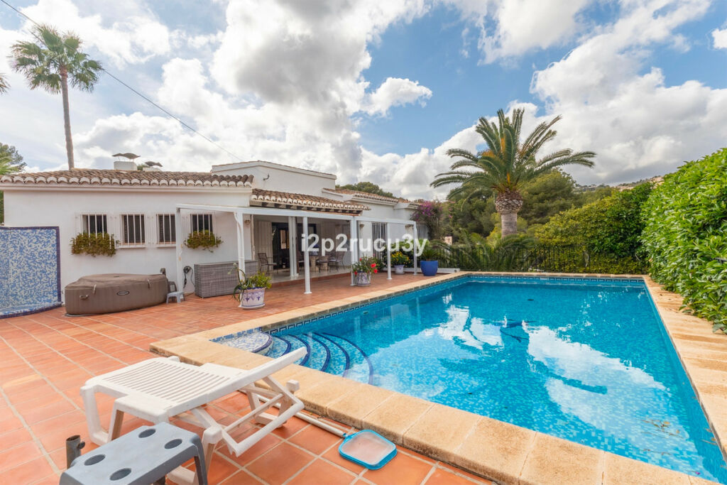 Detached Villa Moraira Alicante - image 28