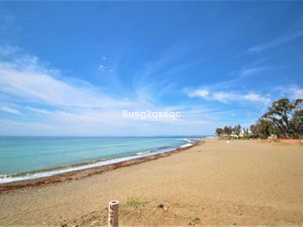 Semi-Detached House Estepona Málaga - image 17