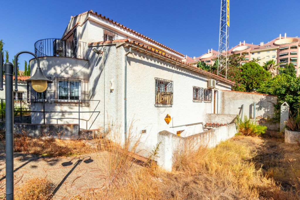 Detached Villa Marbella Málaga - image 28