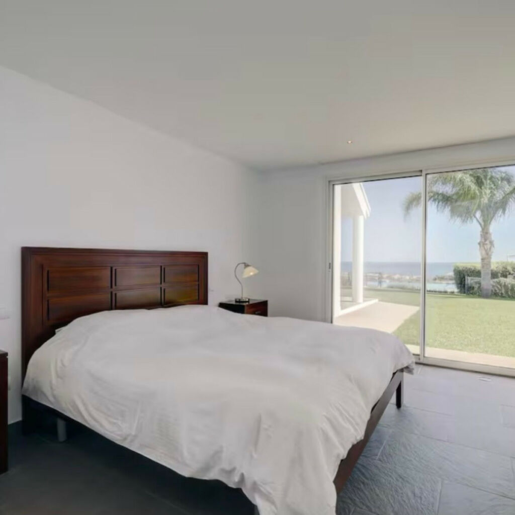 Detached Villa Manilva Málaga - image 29