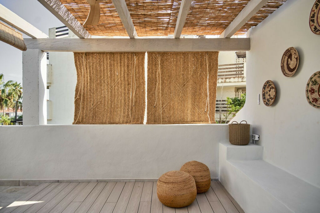 Townhouse El Paraiso Málaga - image 29