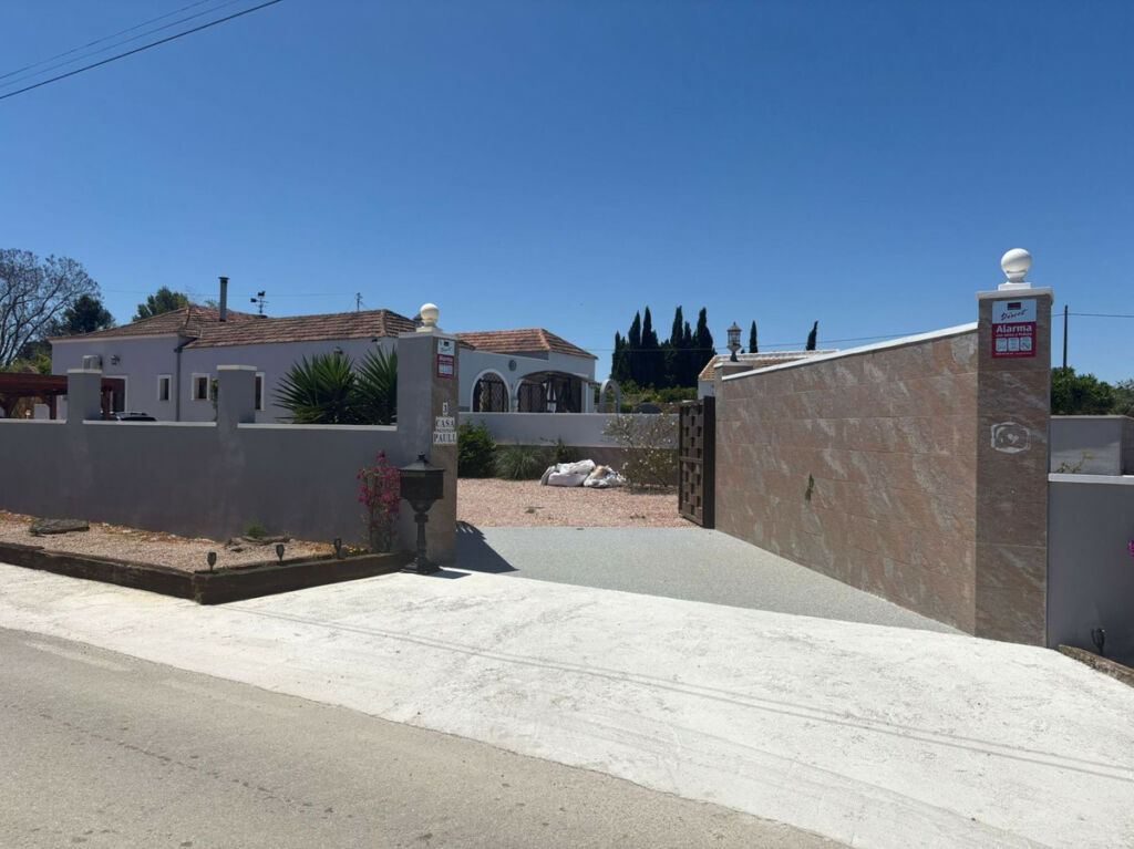 Detached Villa Jacarilla Alicante - image 29