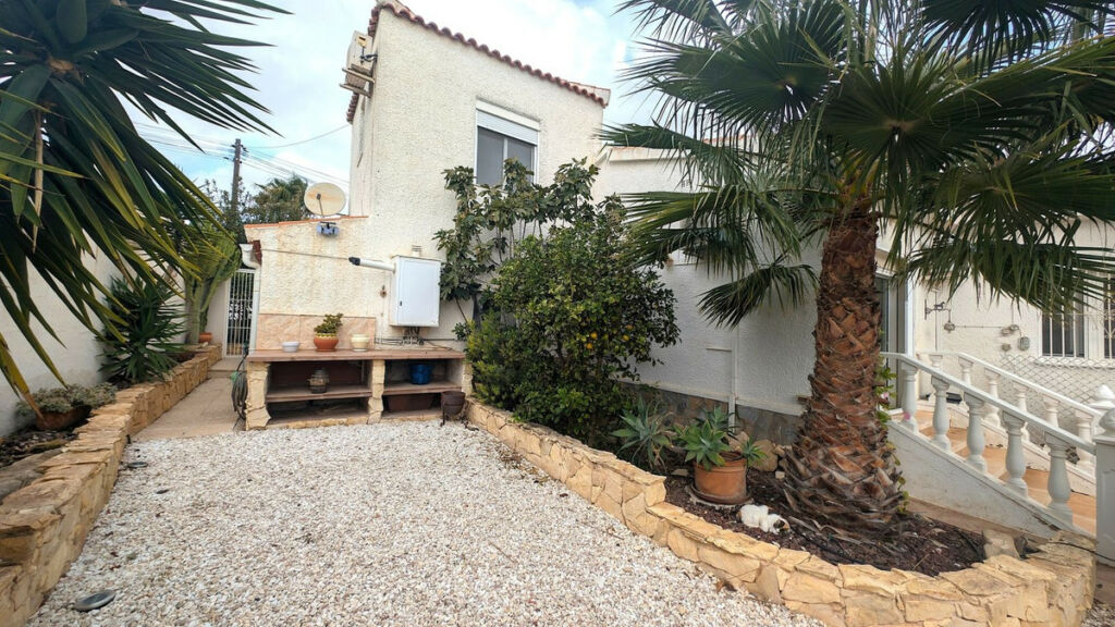 Detached Villa Ciudad Quesada Alicante - image 29