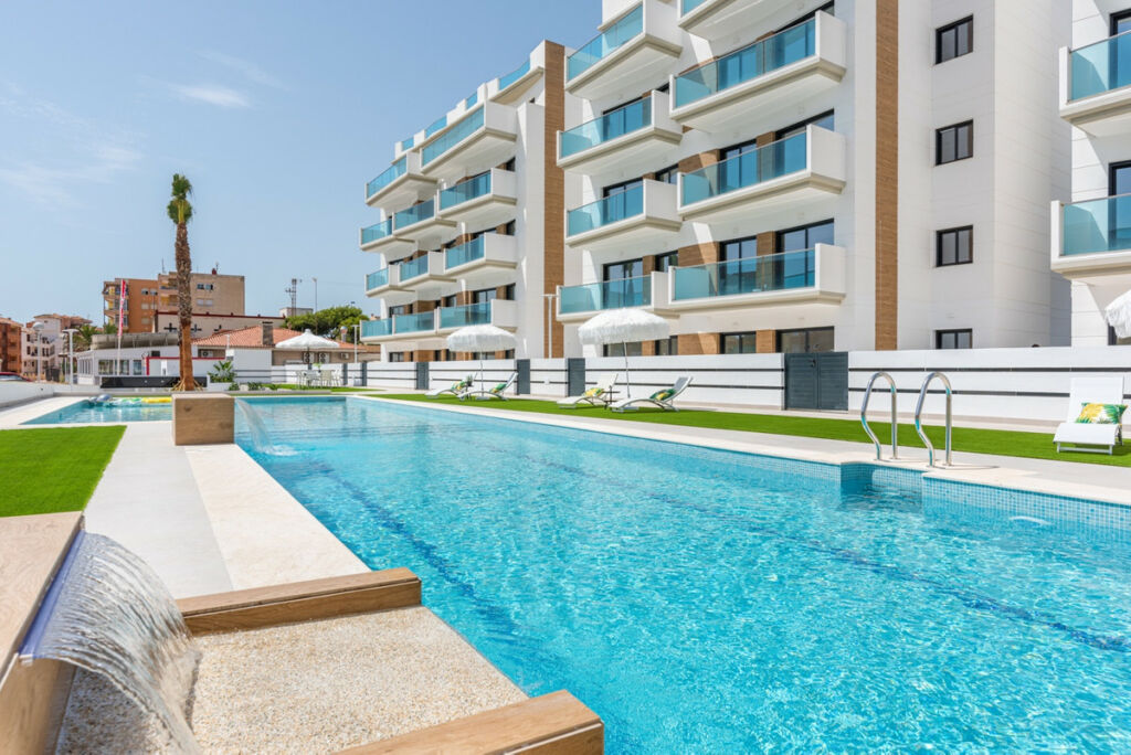 Middle Floor Apartment Guardamar del Segura Alicante - image 29