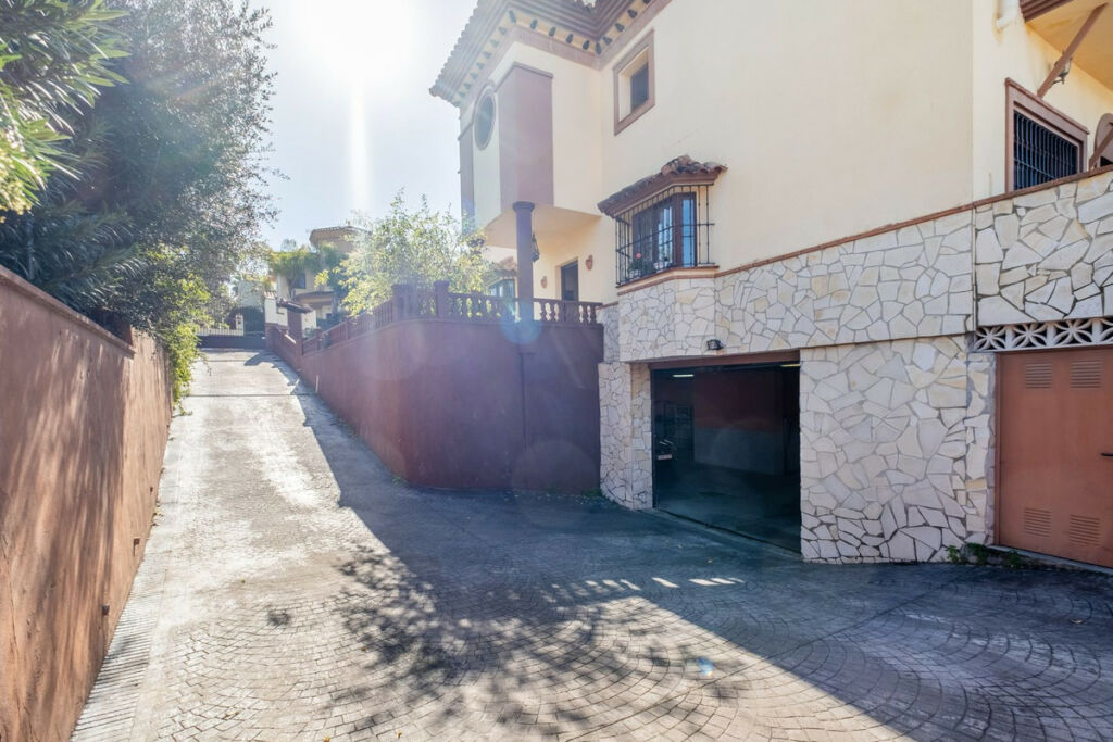 Detached Villa San Pedro de Alcántara Málaga - image 29