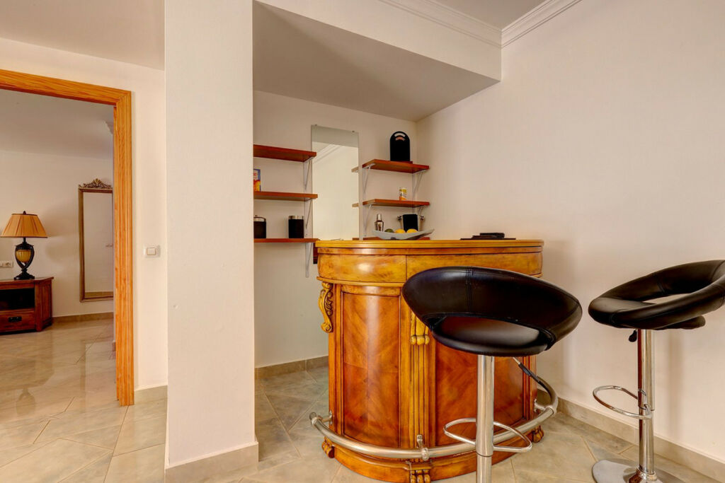 Detached Villa Benahavís Málaga - image 29