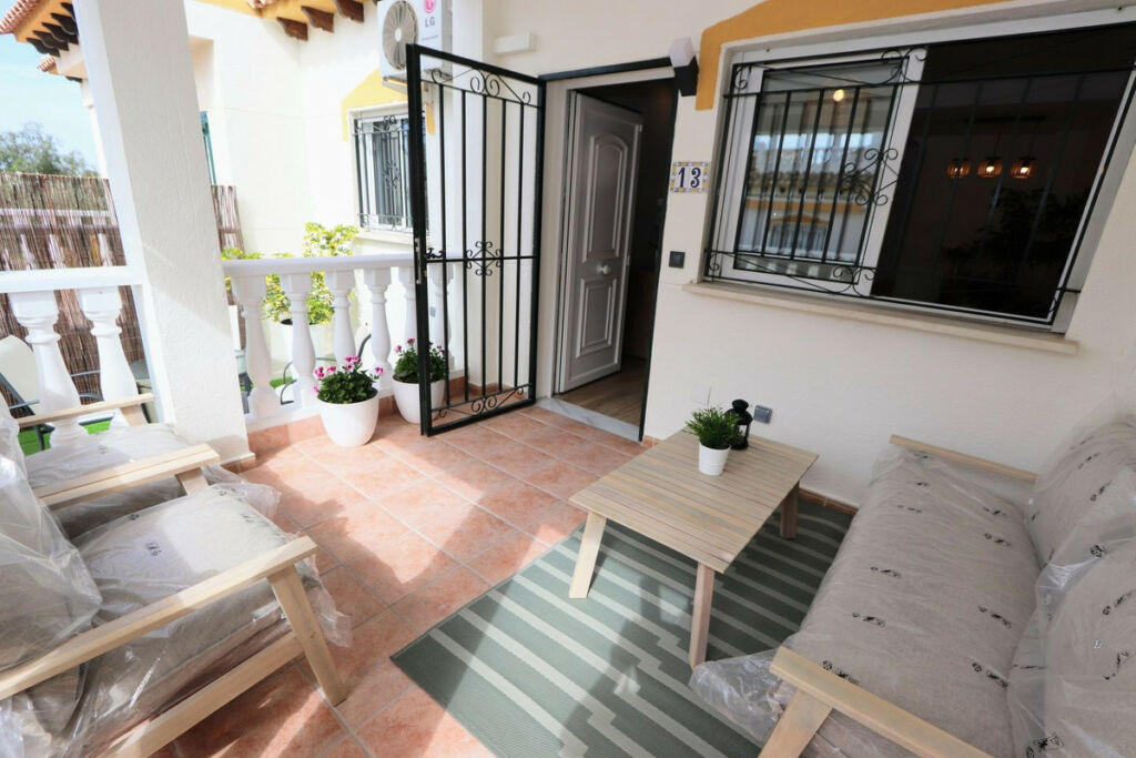Townhouse Punta Prima Alicante - image 29