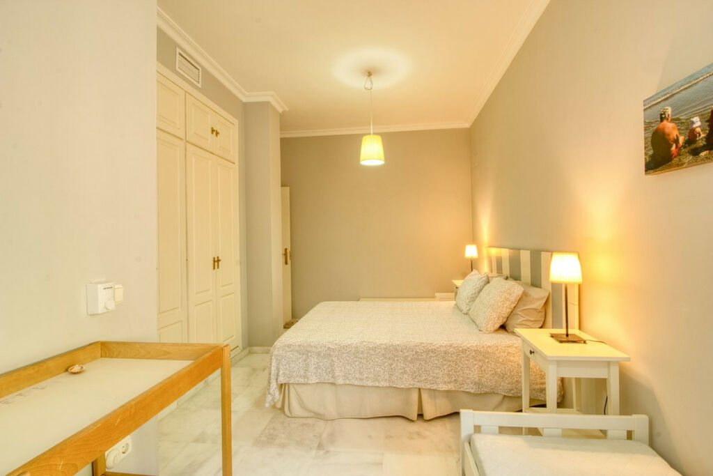 Middle Floor Apartment Manilva Málaga - image 29