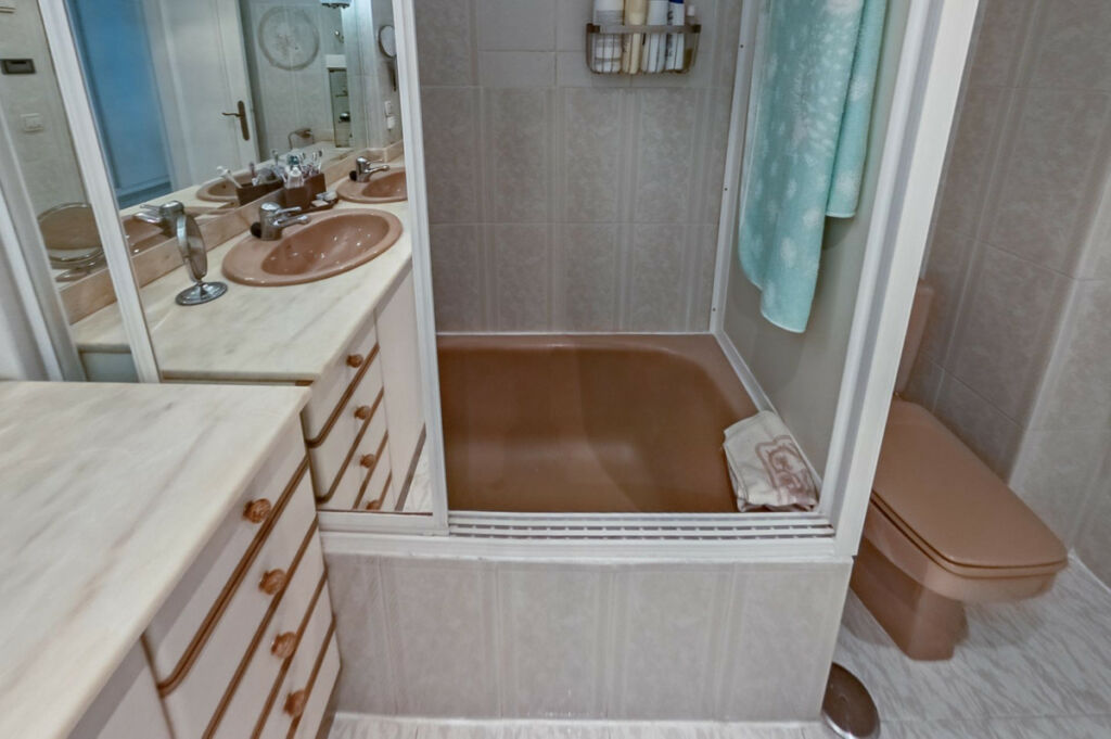Middle Floor Apartment Benidorm Alicante - image 29