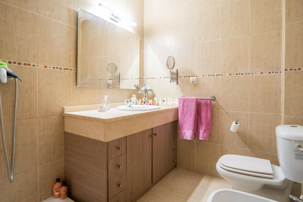 Townhouse Benajarafe Málaga - image 29