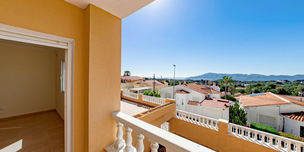 Detached Villa L'Alfás del Pi Alicante - image 29