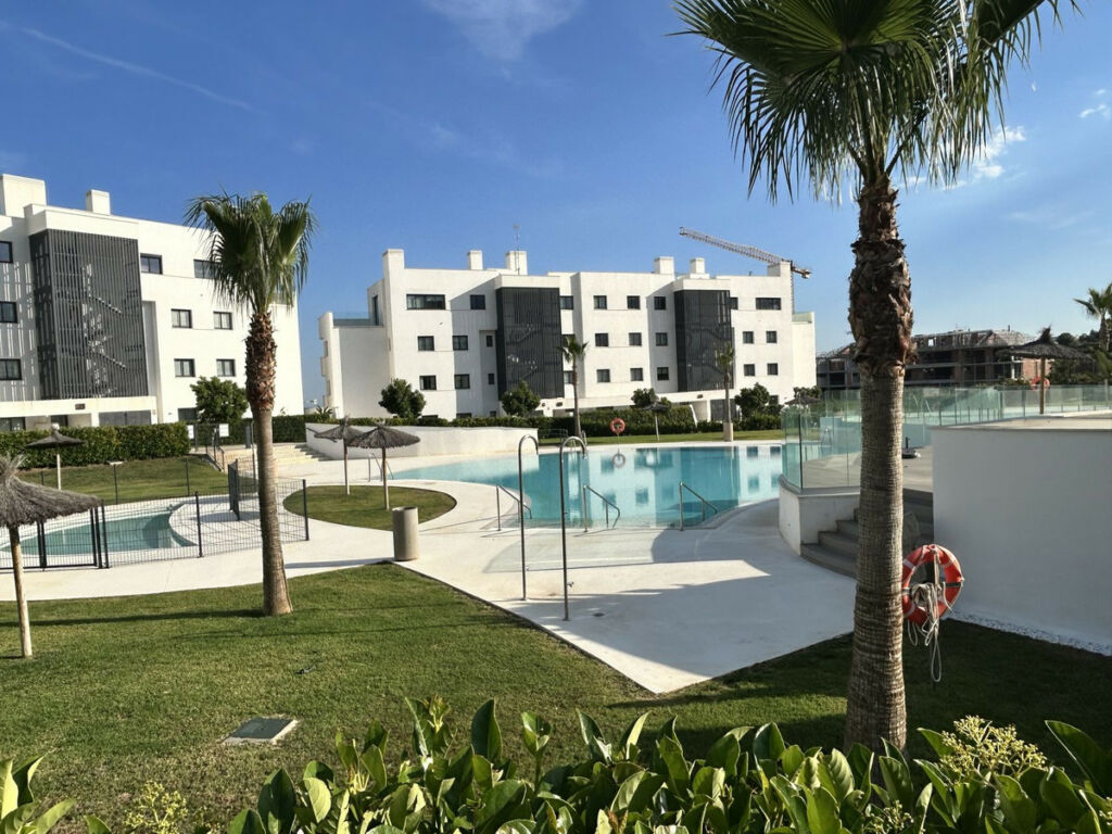 Middle Floor Apartment Higueron Málaga - image 29