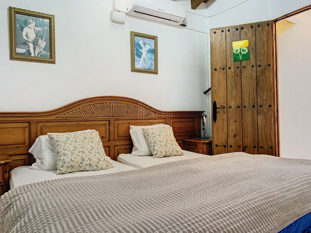 Townhouse Cómpeta Málaga - image 29