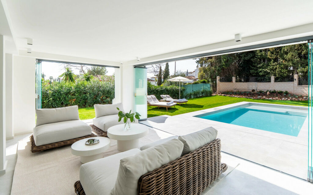 Detached Villa Nueva Andalucía Málaga - image 29
